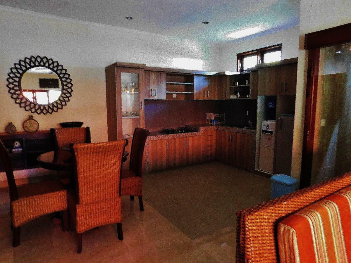 Villa Heliconia Seminyak Eksteriør billede